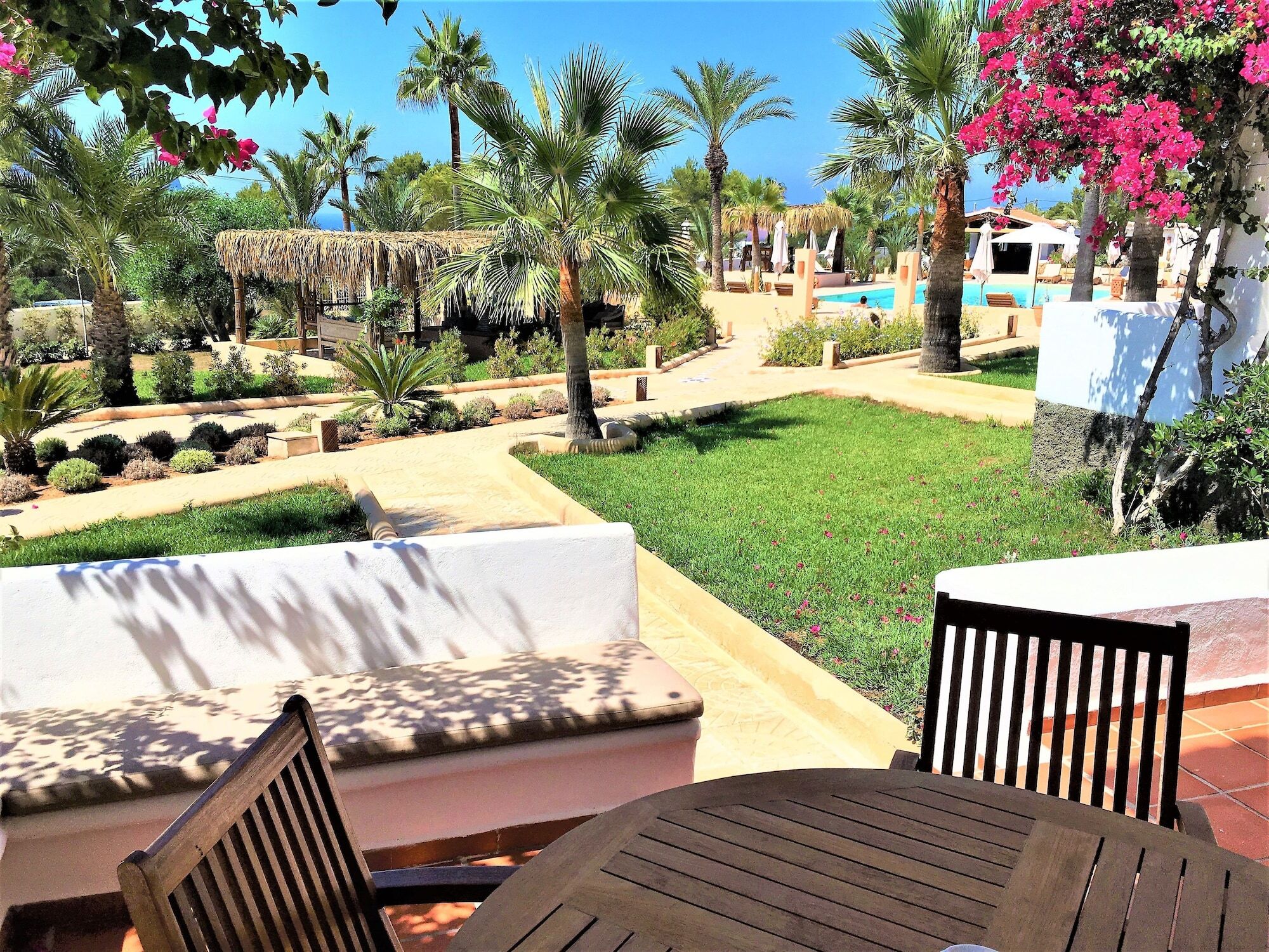 Hotel Petunia Ibiza (Adults Only) Cala Vadella  Zewnętrze zdjęcie